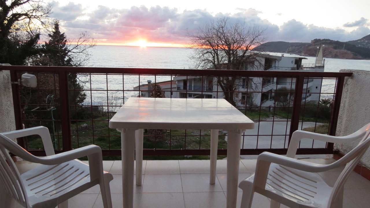 Guesthouse Obala Sutomore Exterior foto