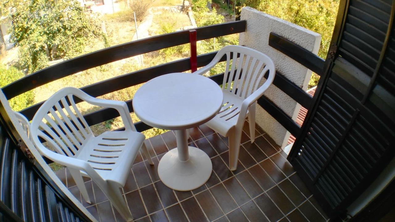 Guesthouse Obala Sutomore Exterior foto